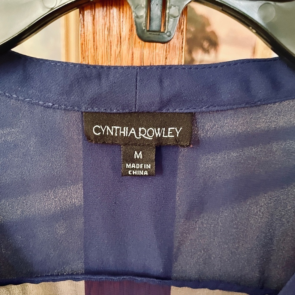 Cynthia Rowley long sleeve semi sheer hi-lo blouse v-neck SZ M navy blue - Picture 4 of 9